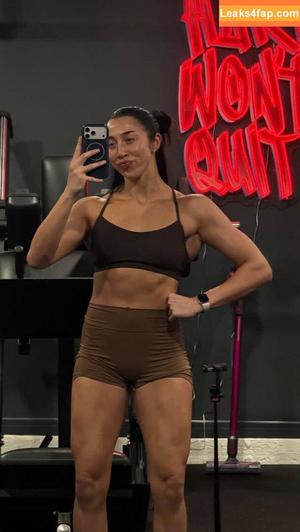 Indi Hartwell photo #0350