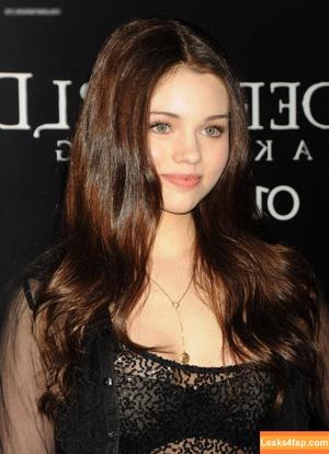 India Eisley photo #0062