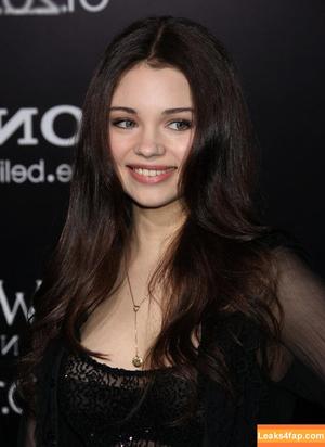 India Eisley photo #0076