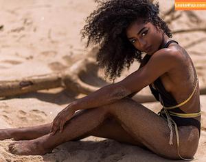 India Jenee photo #0003