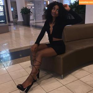 India Jenee photo #0008