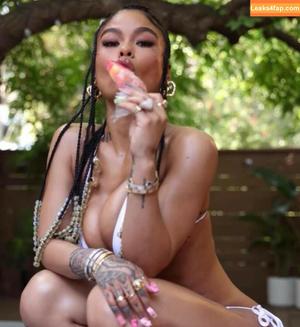 India Love Westbrooks фото #0010