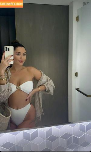 India Reynolds photo #0625