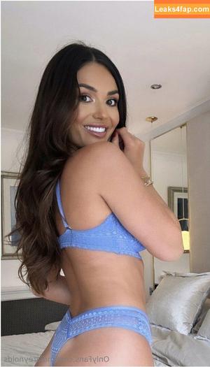 India Reynolds photo #0689