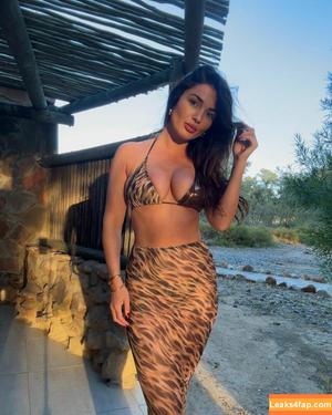 India Reynolds photo #0815