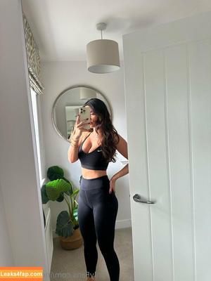 India Reynolds photo #0824