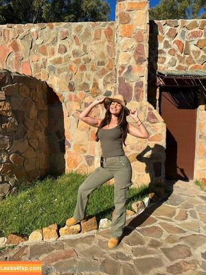 India Reynolds photo #0838