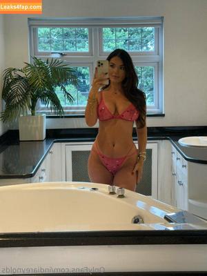 India Reynolds photo #0909