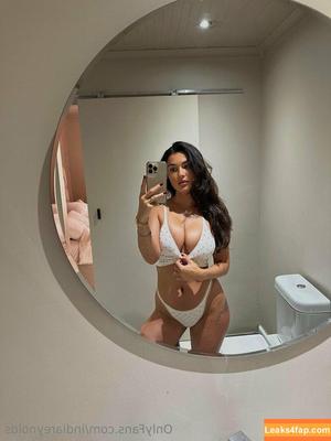 India Reynolds photo #0960