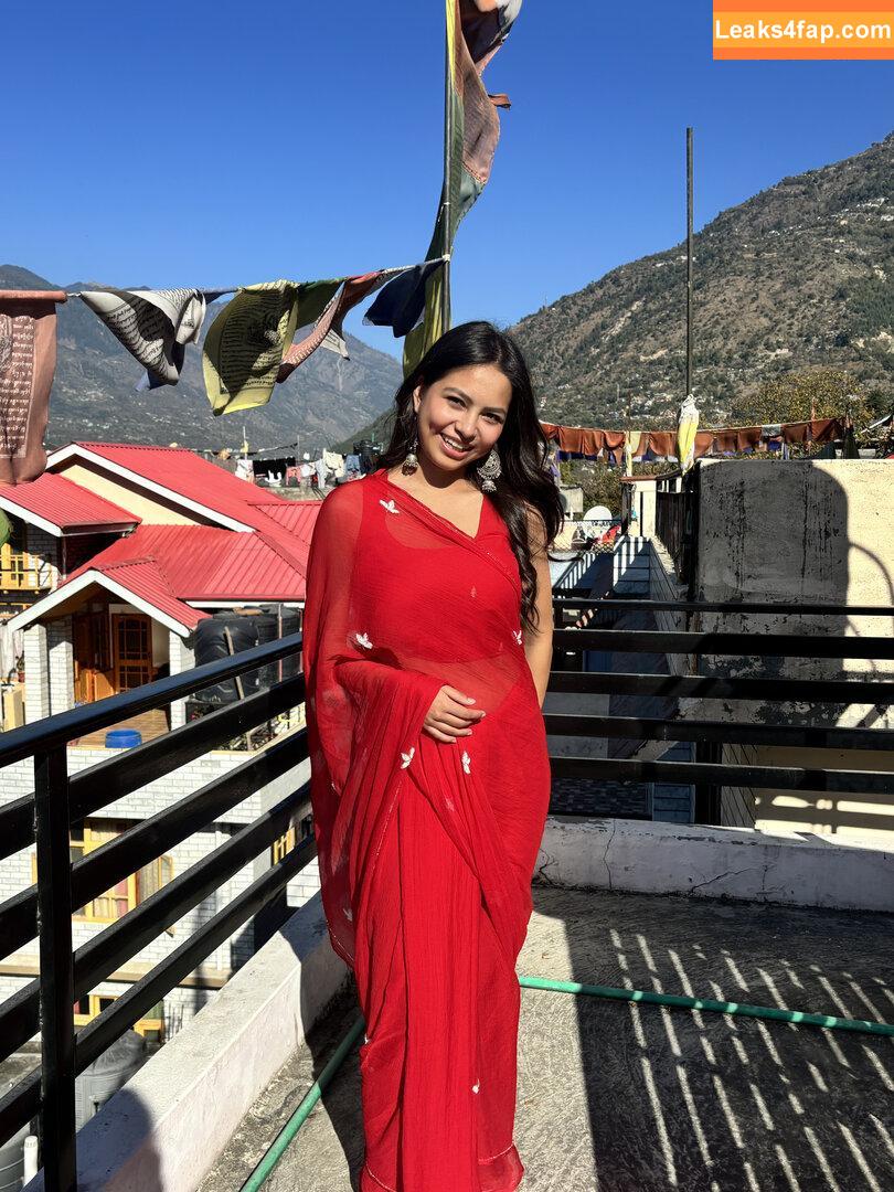 Indian Girls / indianpretty_girls слитое фото фото #0220