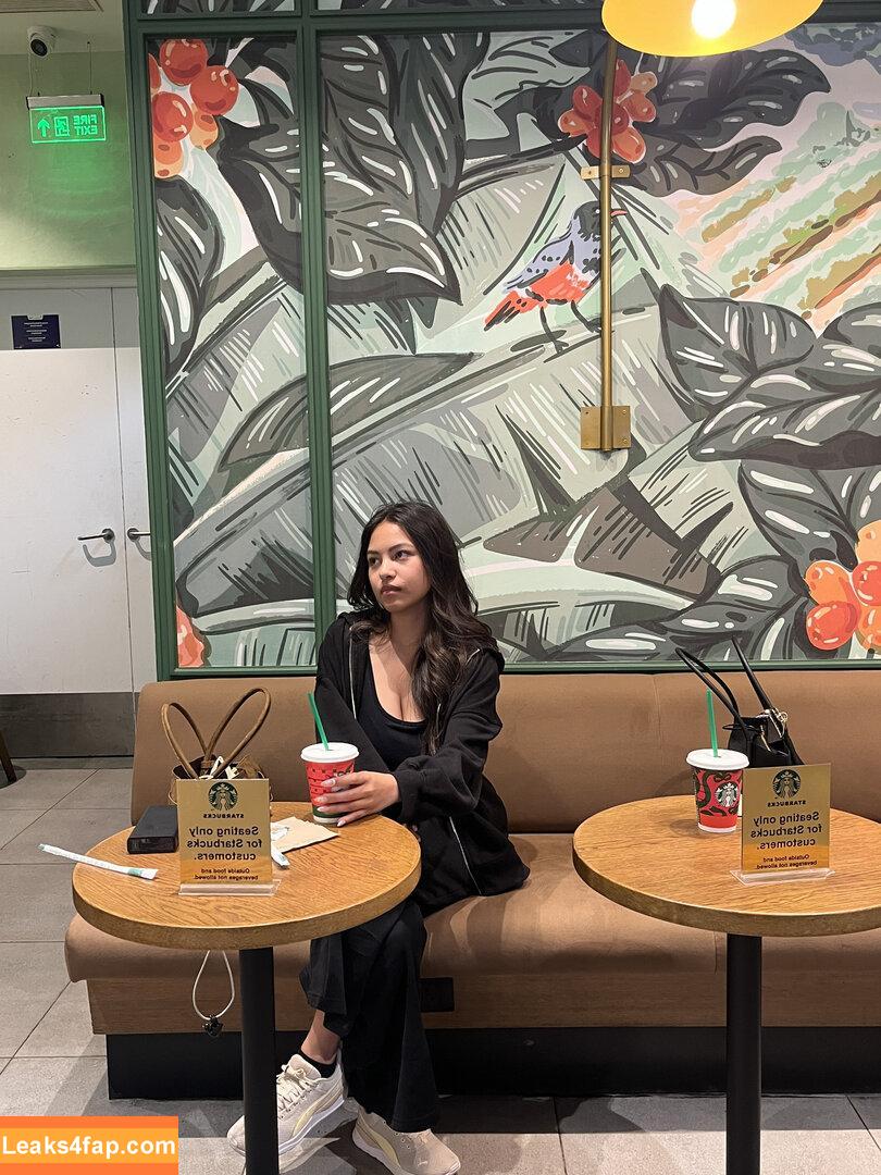 Indian Girls / indianpretty_girls leaked photo photo #0226