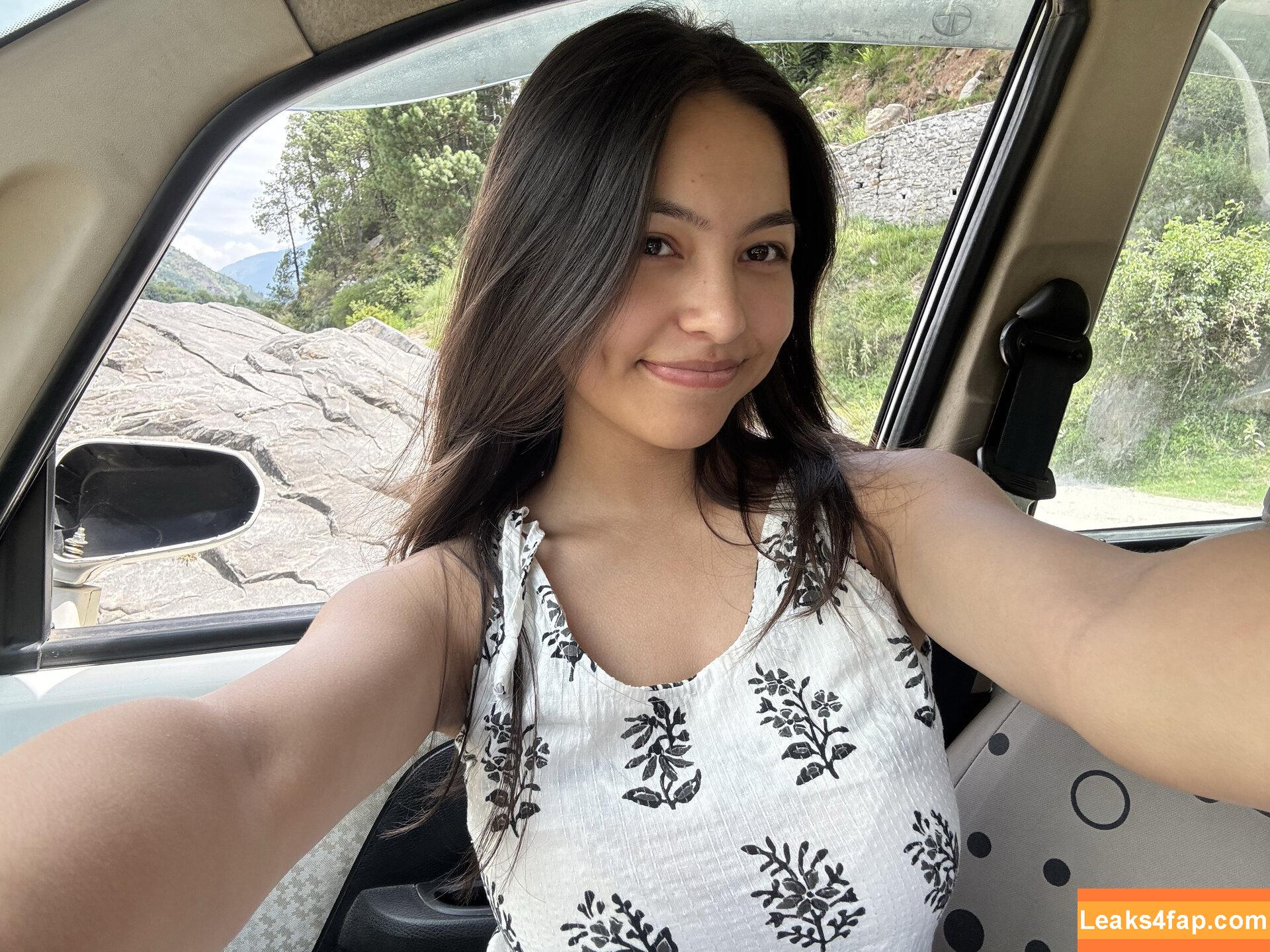 Indian Girls / indianpretty_girls слитое фото фото #0237