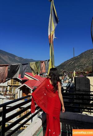 Indian Girls photo #0218