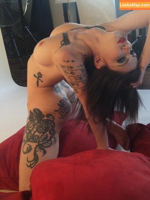 Indigo Augustine photo #1184