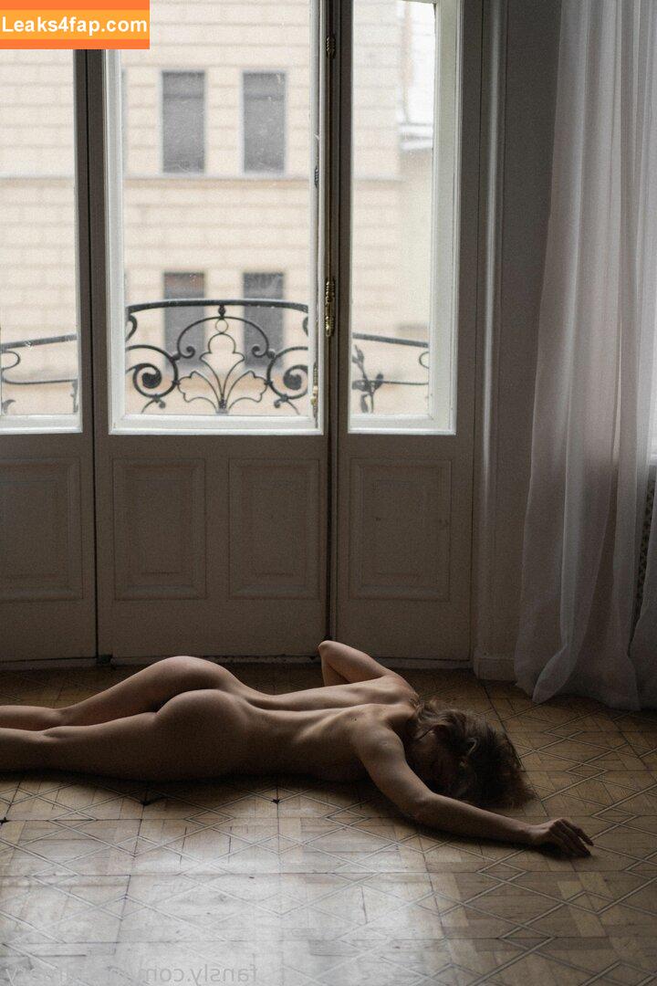 ineedmary / Maria Kozlovskaya leaked photo photo #0164