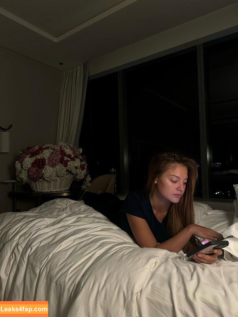 influesii753 / influesii leaked photo photo #0070