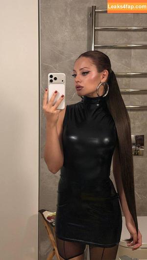 influesii753 photo #0067