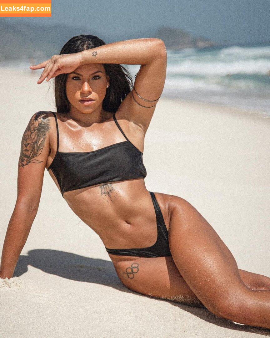 Ingrid Oliveira / Ingrid Bronze / ingrid.oliveira96 leaked photo photo #0050