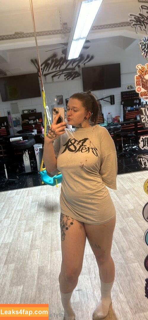 inked.yari /  leaked photo photo #0006