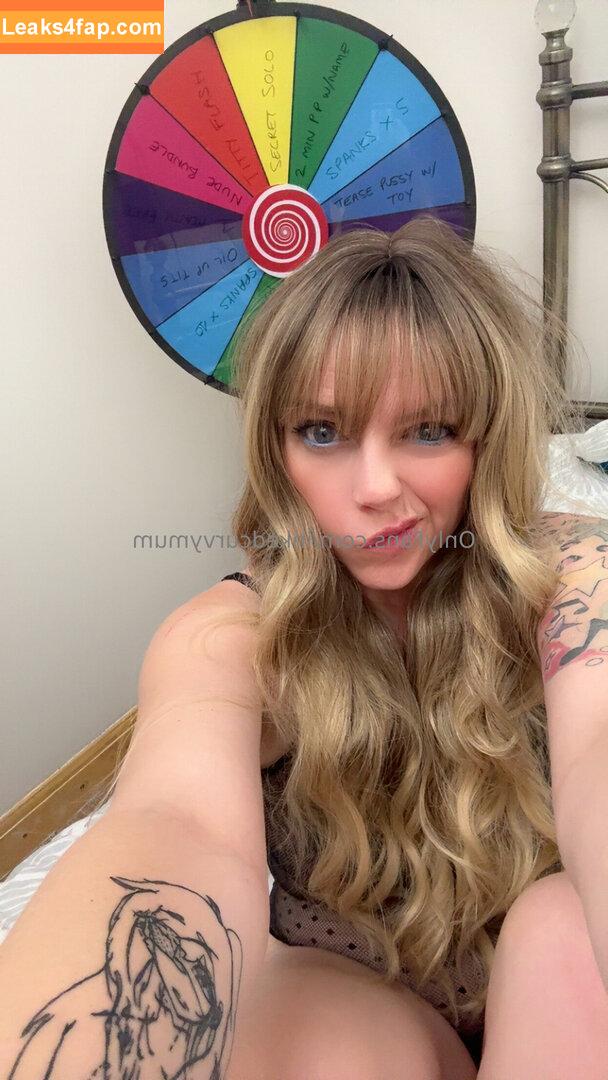 inkedcurvymum /  leaked photo photo #0022