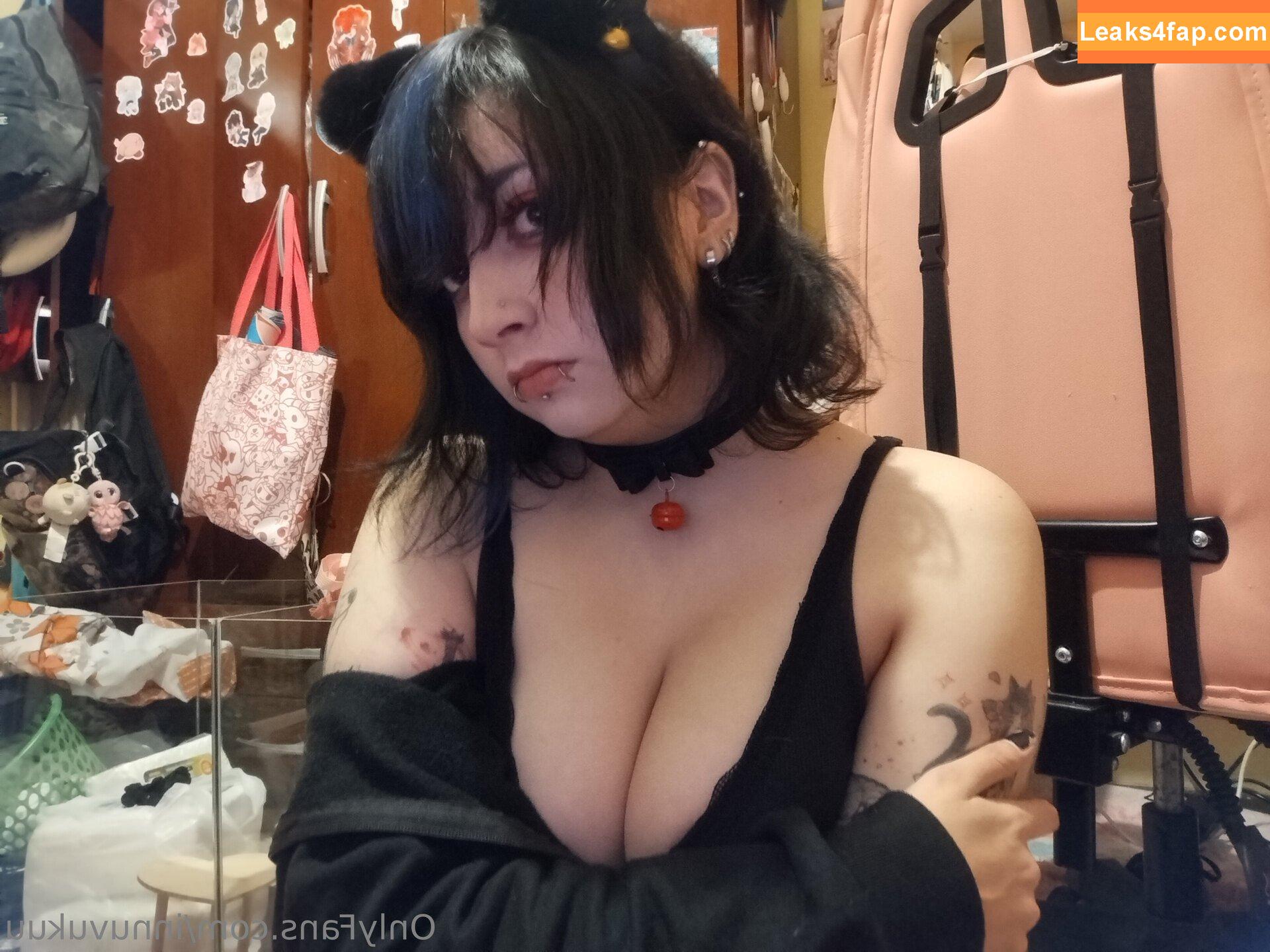innuvukuu / innluu leaked photo photo #0077