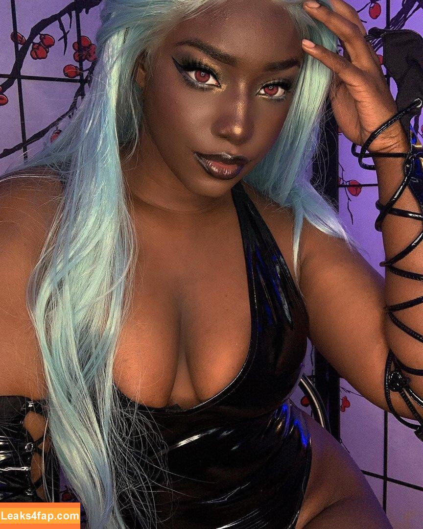 iNoireCi / noireci_ слитое фото фото #0008