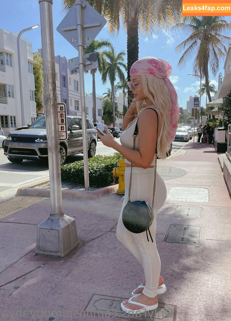 inspiredbyanya /  leaked photo photo #0055