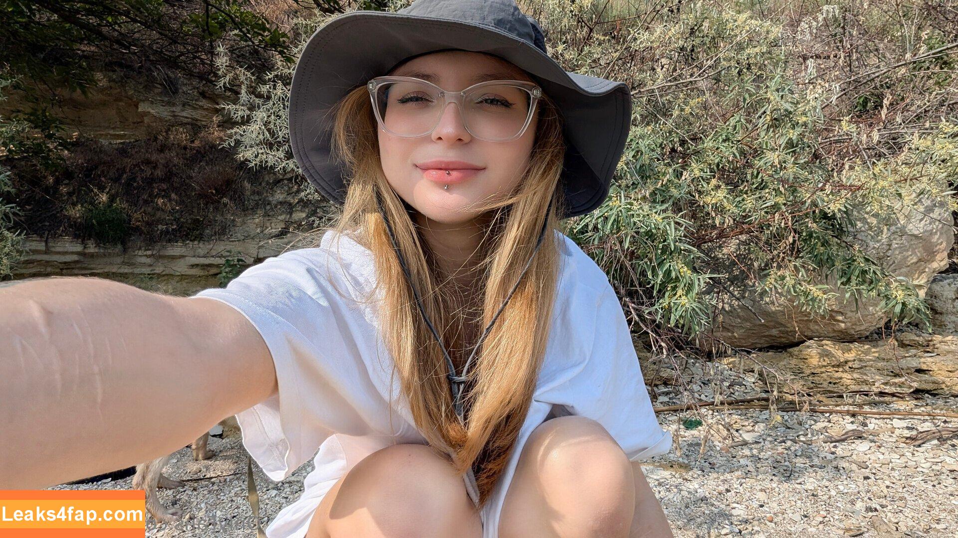 ioanna_light / ioanna_light_l leaked photo photo #0041