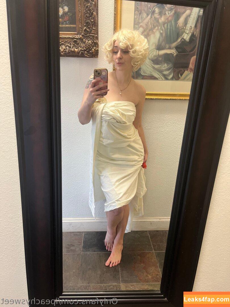 ipeachysweet /  leaked photo photo #0327
