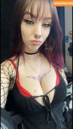 ipukeglitter420_ photo #0012