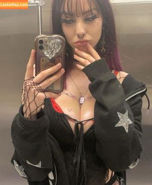ipukeglitter420_ photo #0013