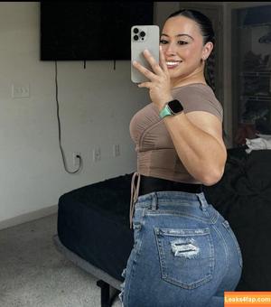 ireeneechaaveez photo #0025