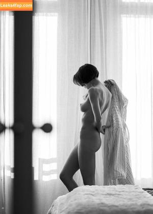 ireenel_ photo #0140