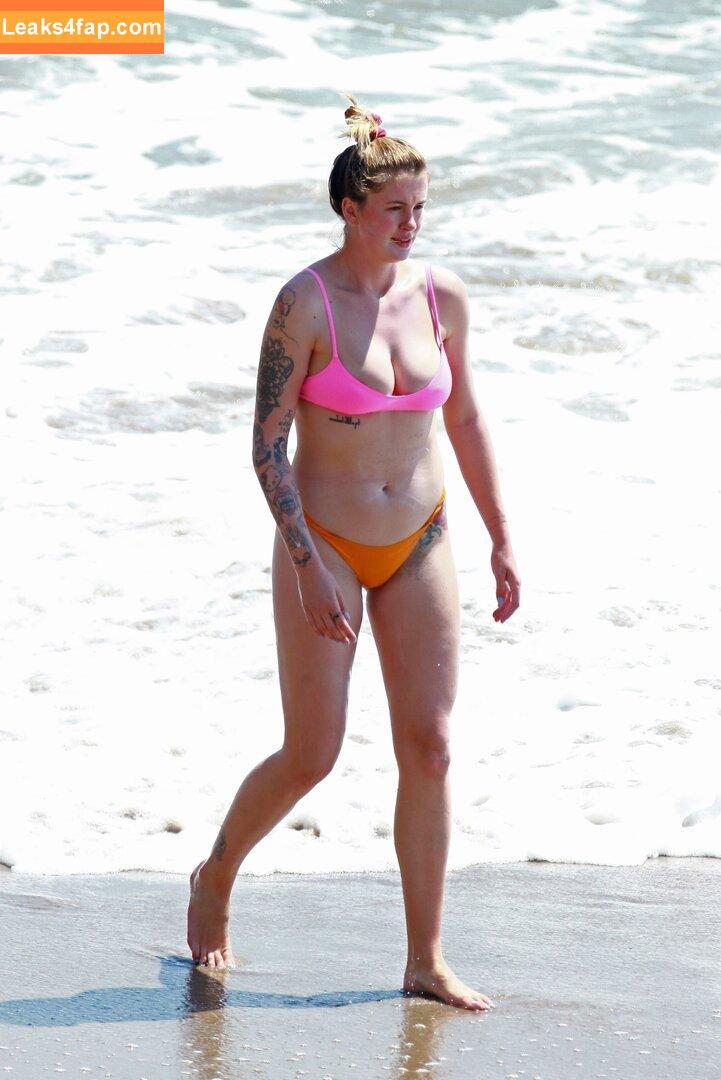 Ireland Baldwin / chloebaldwin... / irelandbasingerbaldwin leaked photo photo #0041