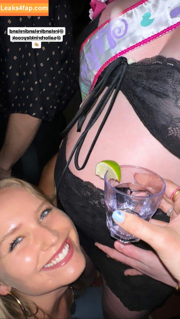 Ireland Baldwin / chloebaldwin... / irelandbasingerbaldwin leaked photo photo #0134