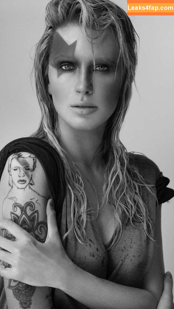 Ireland Baldwin / chloebaldwin... / irelandirelandireland слитое фото фото #0179