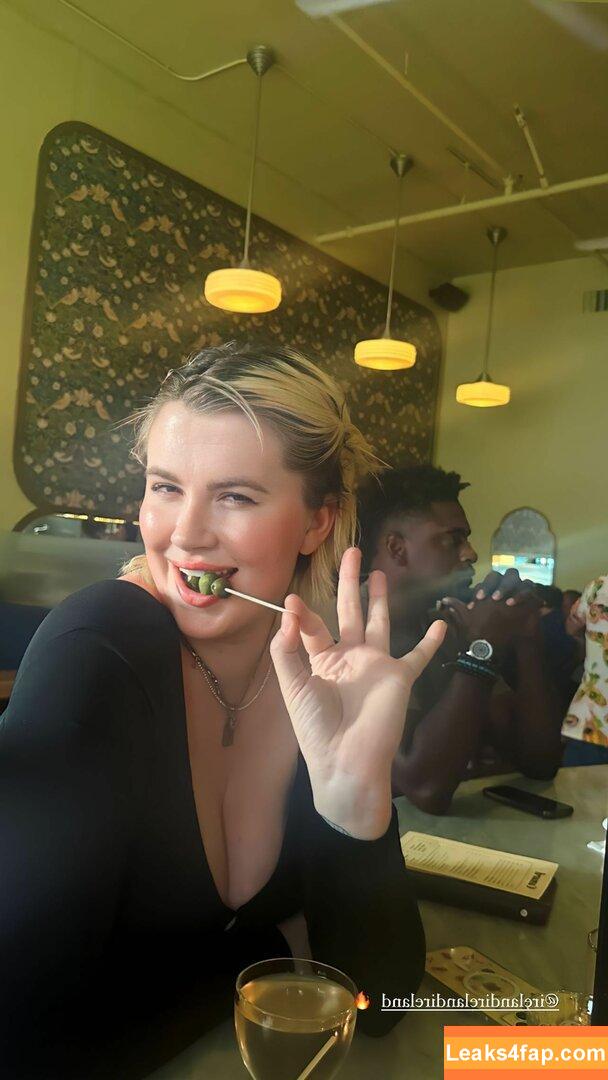 Ireland Baldwin / chloebaldwin... / irelandirelandireland слитое фото фото #0194