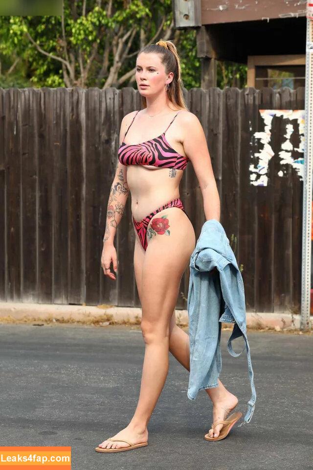 Ireland Baldwin / chloebaldwin... / irelandbasingerbaldwin leaked photo photo #0278