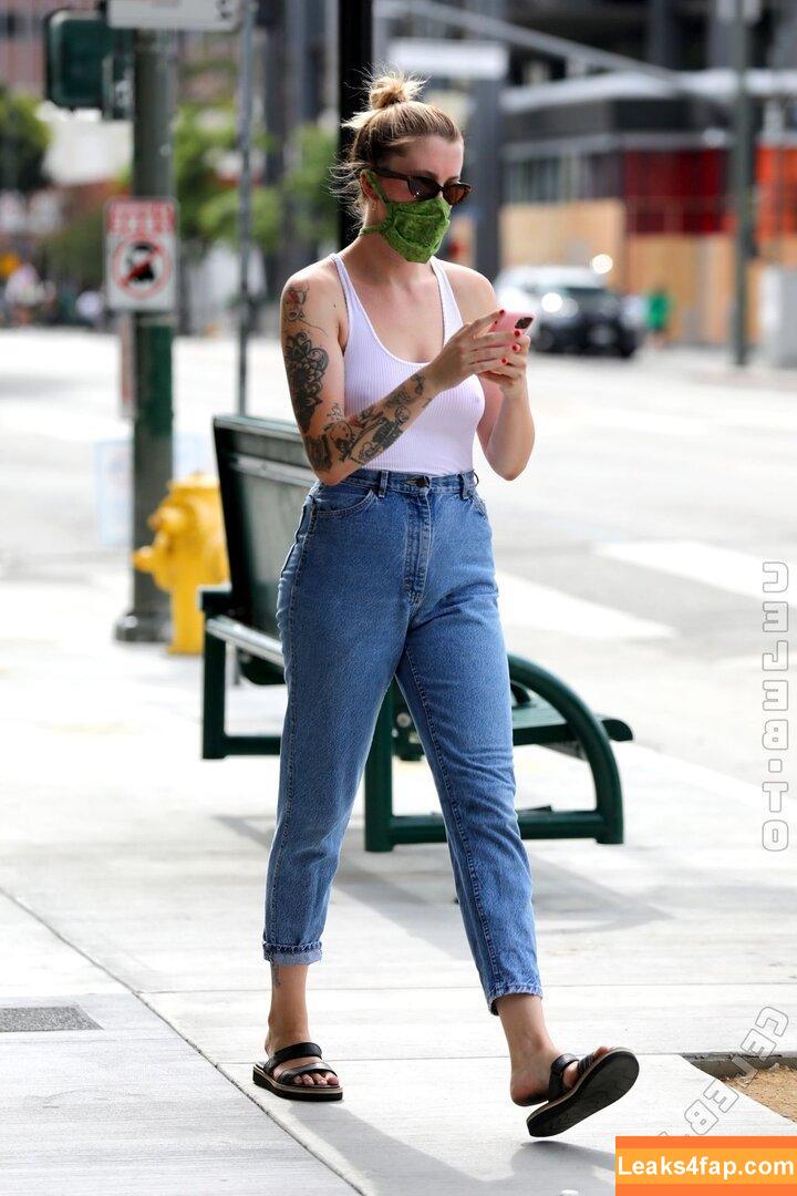 Ireland Baldwin / chloebaldwin... / irelandirelandireland leaked photo photo #0491