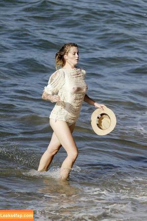 Ireland Baldwin photo #0074