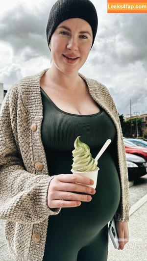 Ireland Baldwin photo #0122