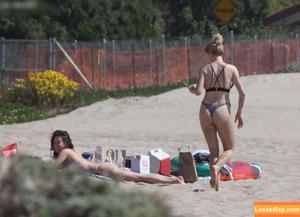 Ireland Baldwin photo #0325