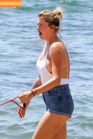 Ireland Baldwin photo #0439