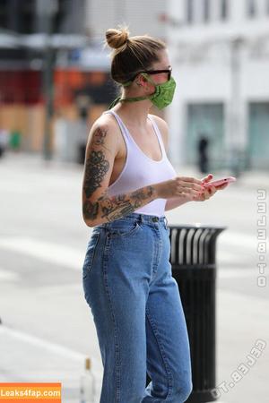 Ireland Baldwin photo #0490