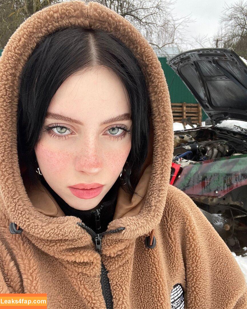 Irina Minkina / howeversnowy / rusian Billie eilish leaked photo photo #0016