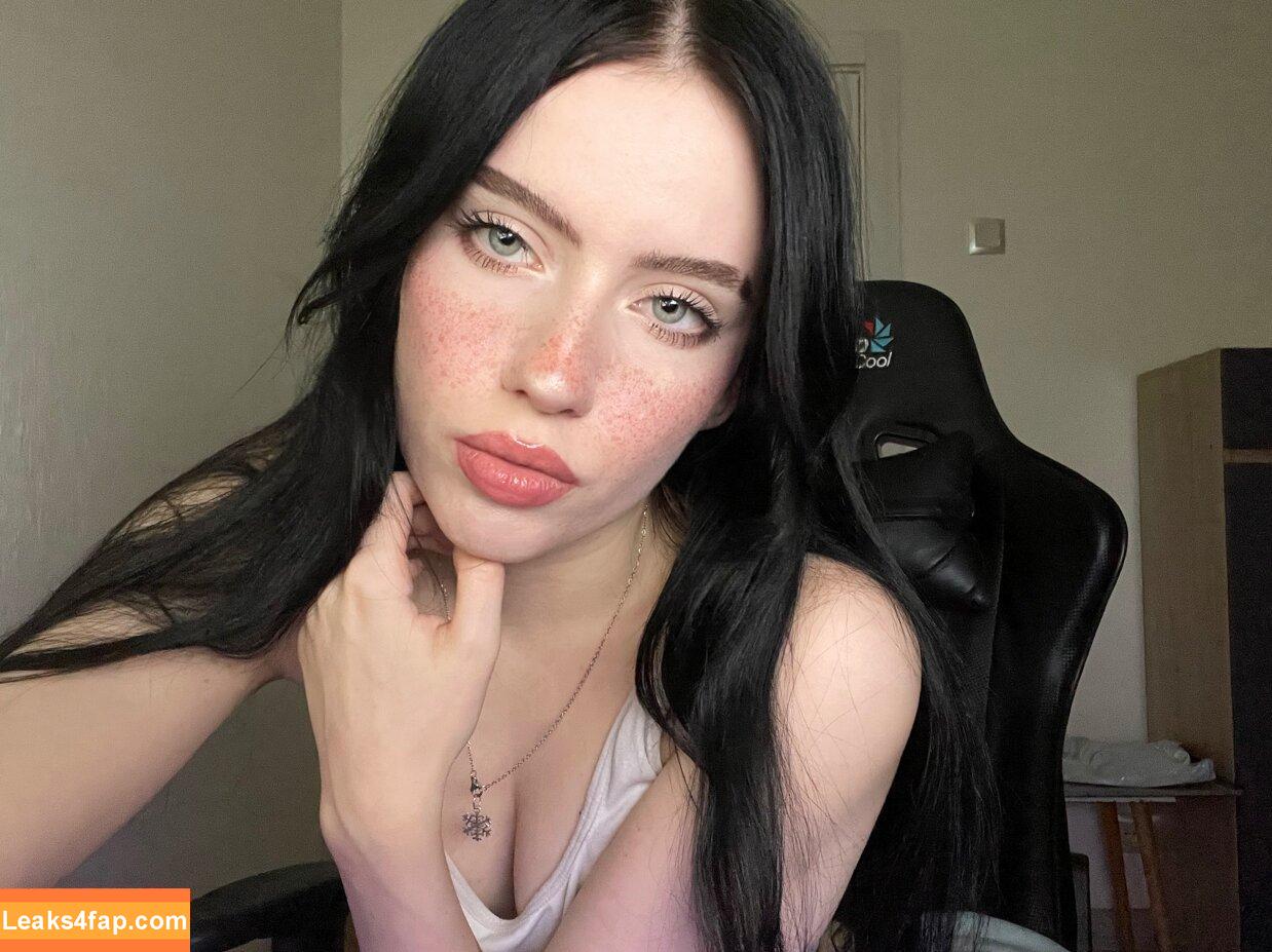 Irina Minkina / howeversnowy / rusian Billie eilish leaked photo photo #0025
