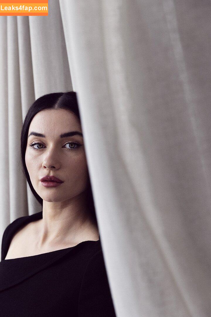 Irina Olsen /  leaked photo photo #0009