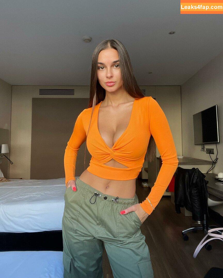 Irina Repei / darlingirina / i.repei18 leaked photo photo #0004
