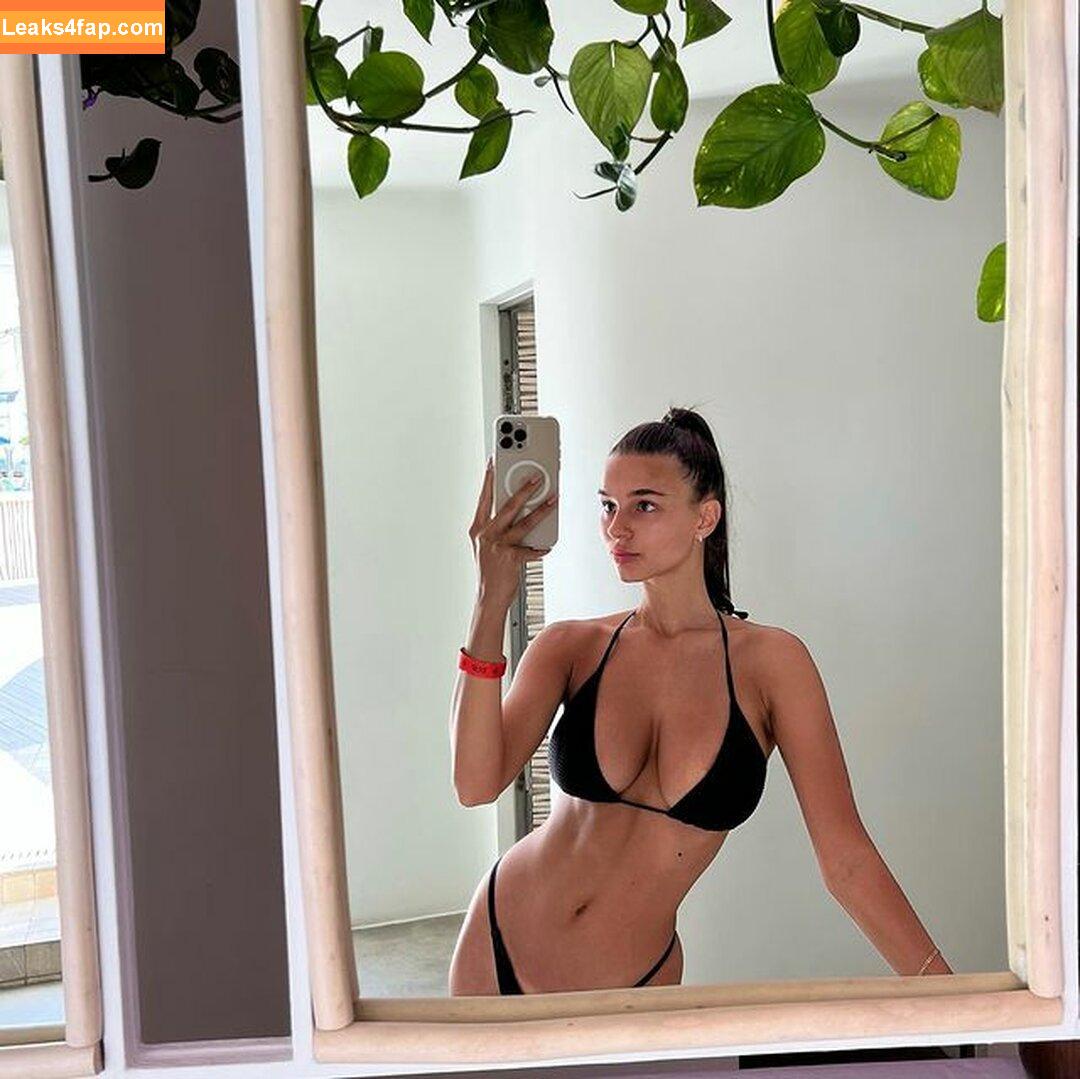 Irina Repei / darlingirina / i.repei18 leaked photo photo #0017