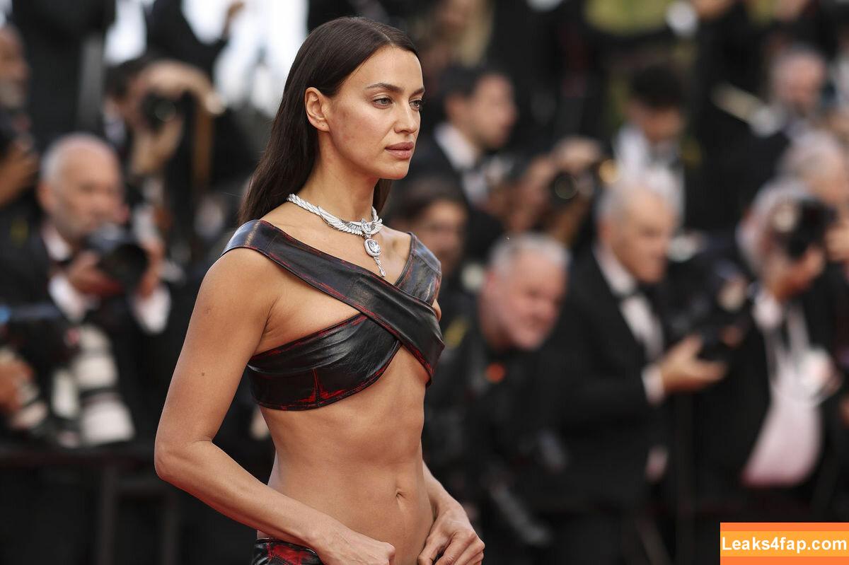 Irina Shayk / irinashayk / theirishayk слитое фото фото #0211